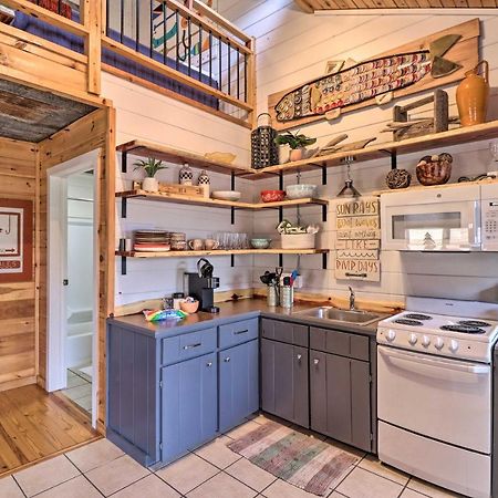 Cheery Pet-Friendly Studio With Shared Fire Pit 마운틴 뷰 외부 사진