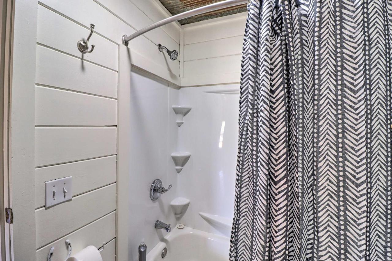 Cheery Pet-Friendly Studio With Shared Fire Pit 마운틴 뷰 외부 사진