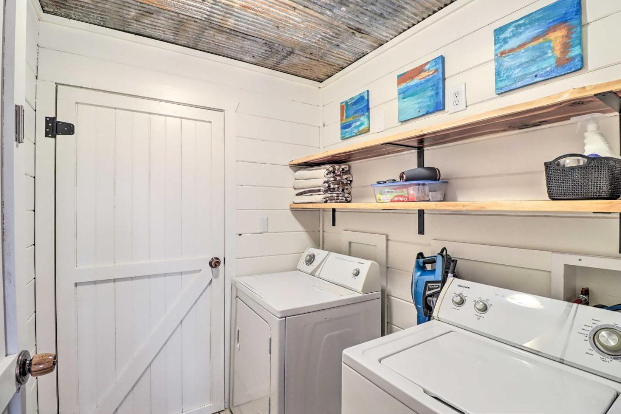 Cheery Pet-Friendly Studio With Shared Fire Pit 마운틴 뷰 외부 사진